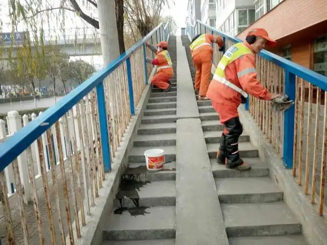 道路隔离护栏 、桥梁保洁工作要求及标准